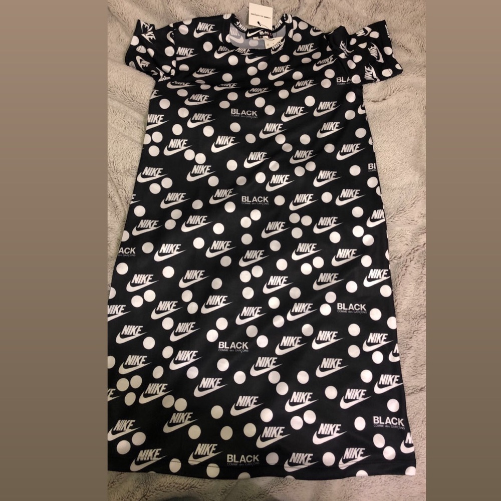 Nike x COMME DES GARÇONS